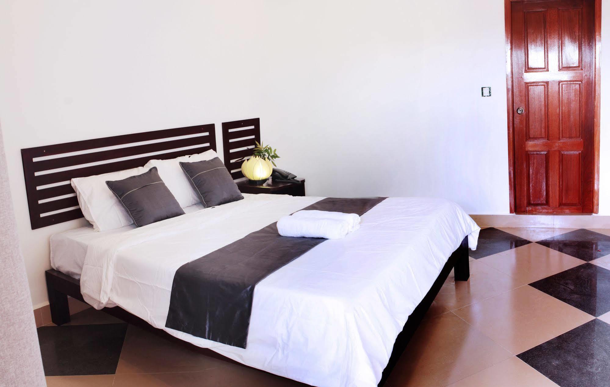 Aime House & Niisaii Apartment Phnompen Kültér fotó