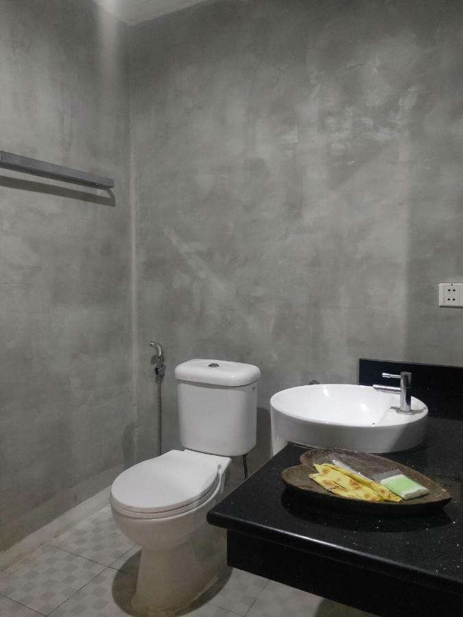 Aime House & Niisaii Apartment Phnompen Kültér fotó